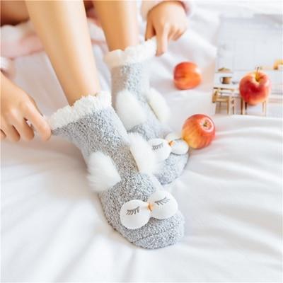 5 Benefits of Women's Fuzzy Socks