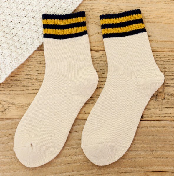 Women's White Wool Terry Socks